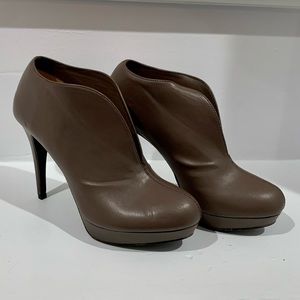Audrey Brooke Booties 7.5